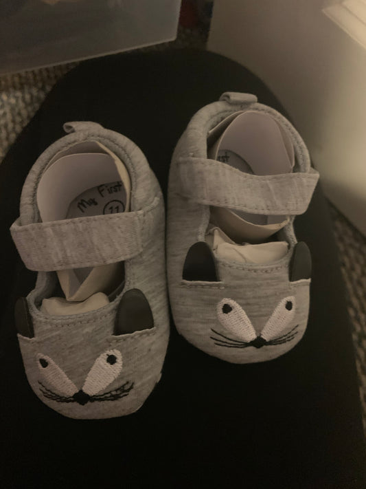 Kitty shoes