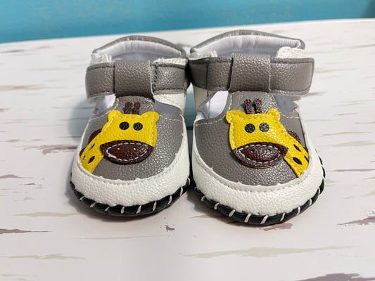 Giraffe baby shoes