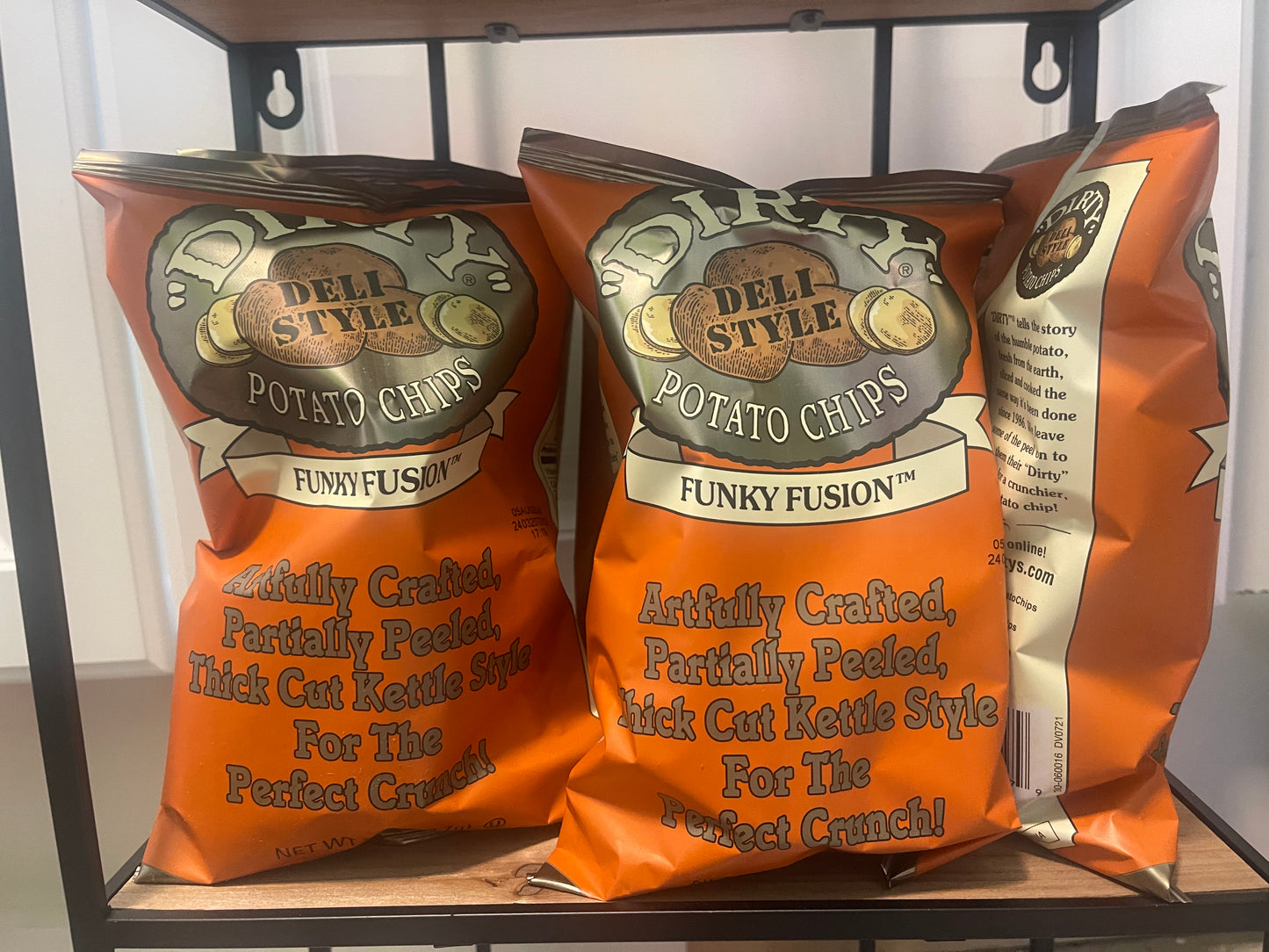 Dirty potato deli style chips