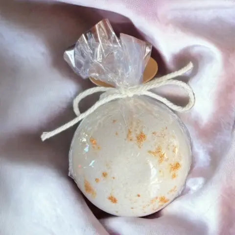 Vanilla Milk Bath Bomb